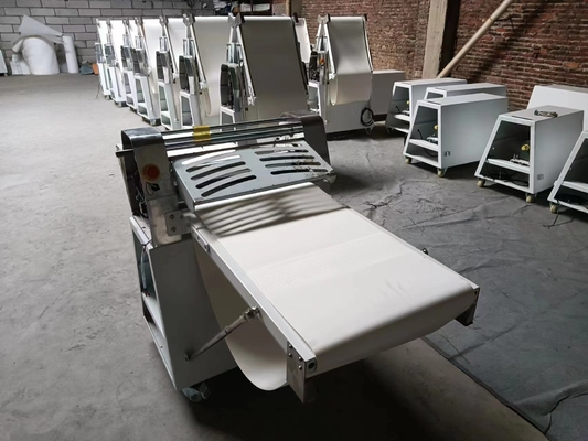 16トレイ 250kg 縦パスタシート 0.75kw パワー 6.5kg 最大パスタ重量