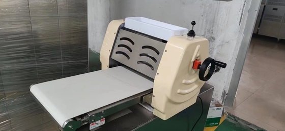 プロの370mm ミニパスタシート GL-370 75kg N.W 80kg G.W 精密パスタプレッシング