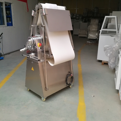 230kg キッチン料理器具 0.5-38mm ローラー調節範囲と 0.75kw の電力