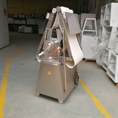 230kg キッチン料理器具 0.5-38mm ローラー調節範囲と 0.75kw の電力