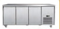 空気冷却 ステンレス鋼 GN1/1 3 ドア 作業台 冷却器 温度 2~8.C 冷却装置